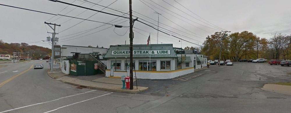 Super 8 By Wyndham West Middlesex/Sharon Area Exterior foto